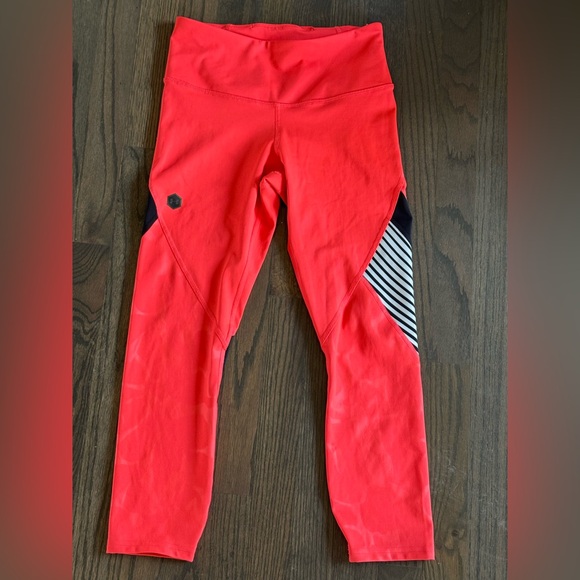 Under Armour Pants - Under Armour heat gear bright colorful Cropped legging Small
